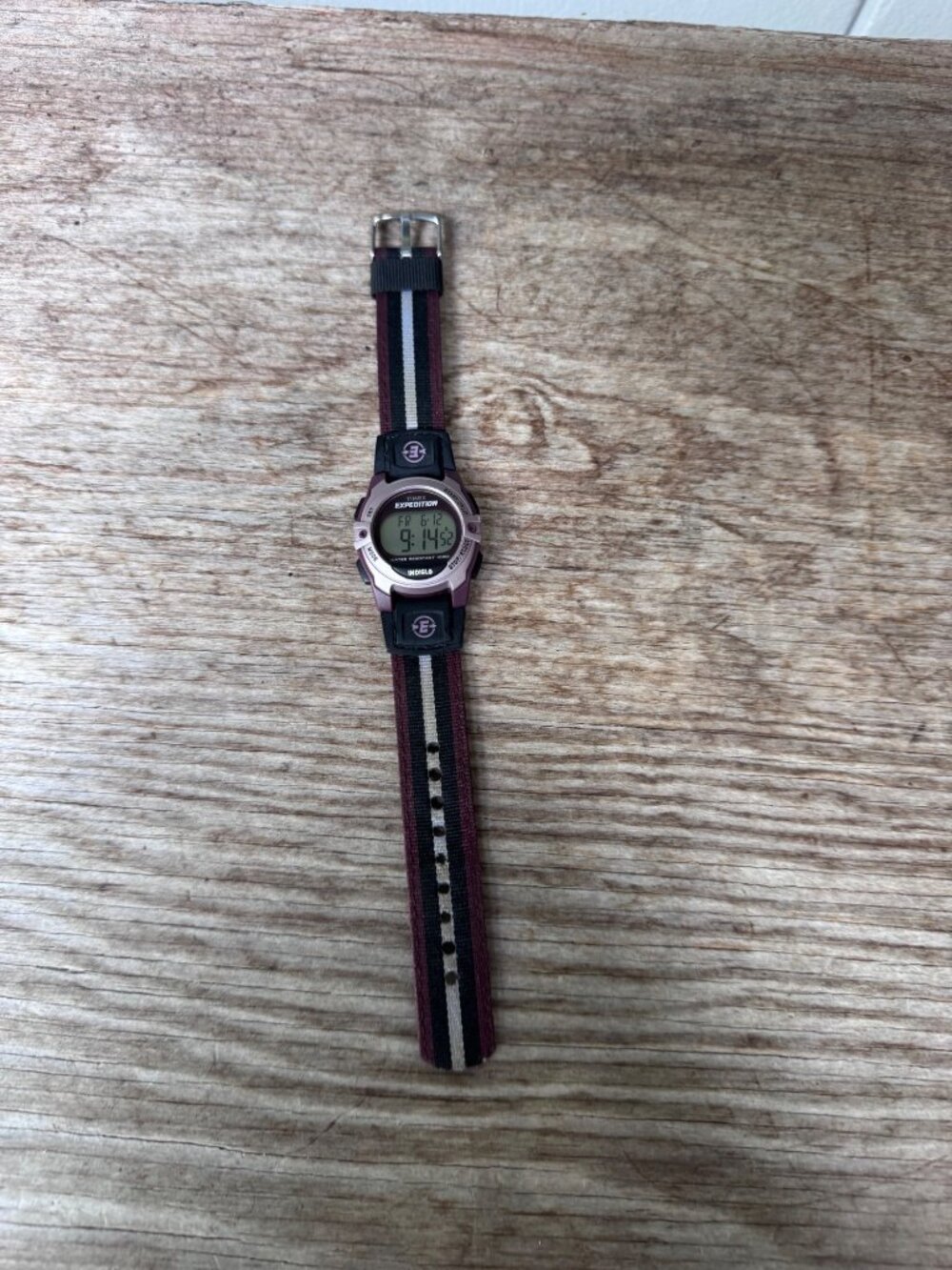 Timex Expedition Women’s Digital Watch Indiglo WR100M Tested Working - Picture 2 of 8